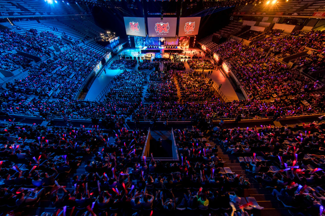 步于法国兰 步于法国兰